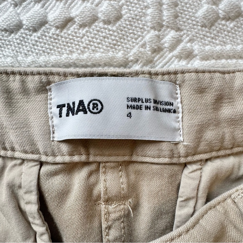 Aritzia TNA Surplus Division Supply Cargo Pants in beige, size 4 - Picture 11 of 15